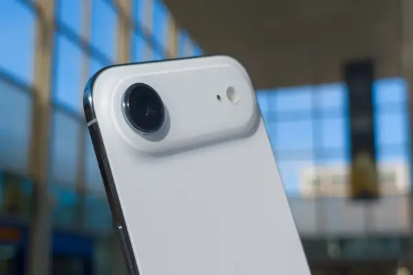 Tôi vẫn giữ chiếc iPhone Air của mình sau ba tuần, đây là lý do